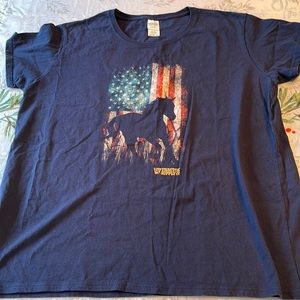 Gildan tractor supply co horse tshirt